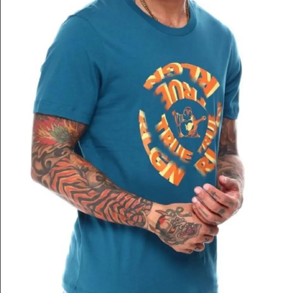 ✨HP✨SWIRL LOGO TEE True Religion✨